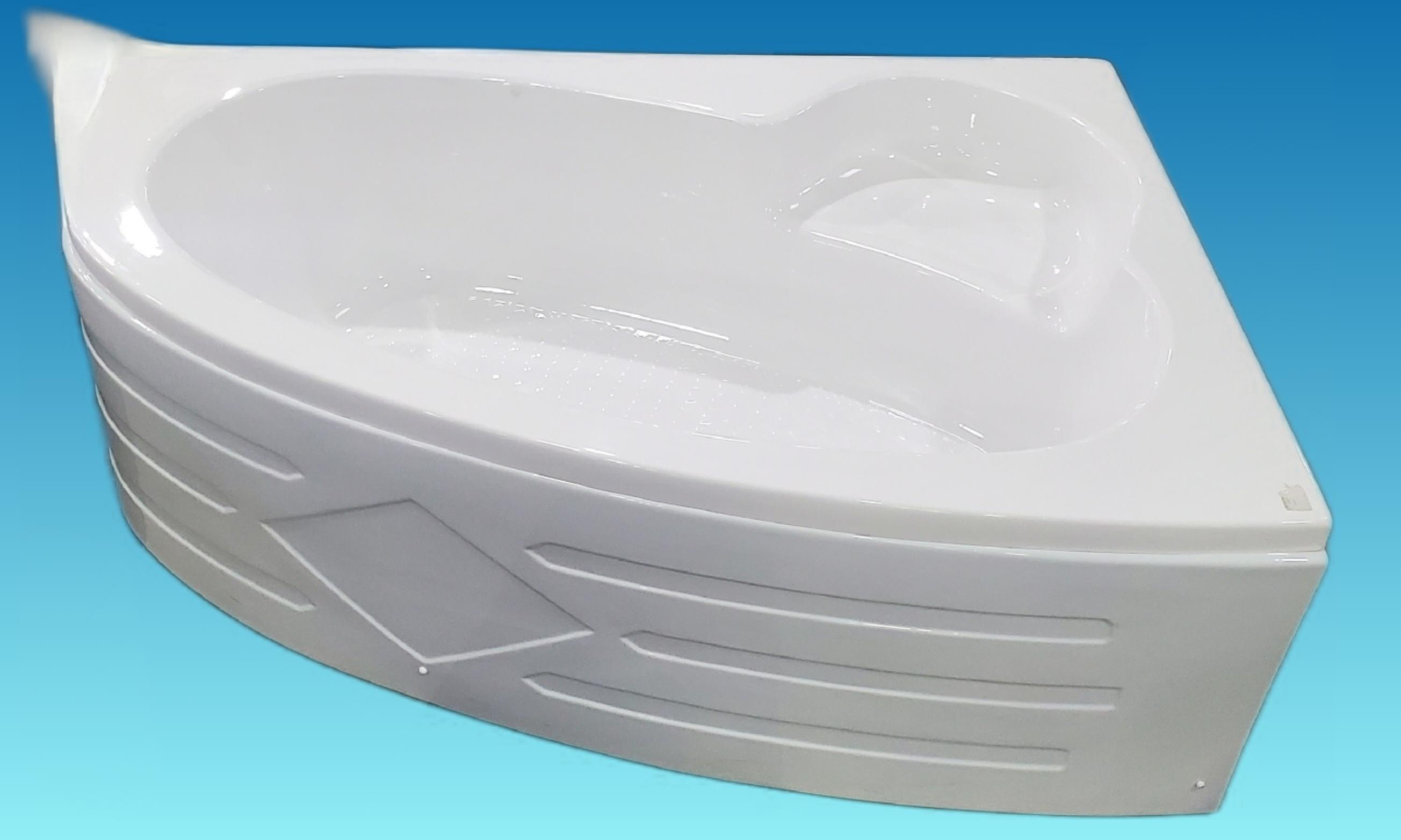 Ванна акриловая асимметрическая (правая сторона) с боковой панелью 150*150*высота 50см.