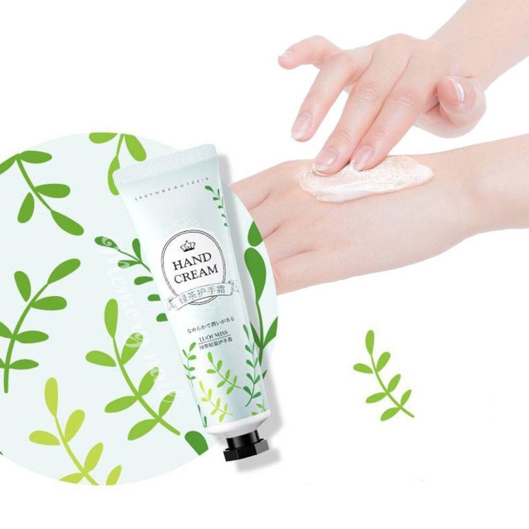 LUOFMISS Gök çaý ekstrakti bilen el kremi