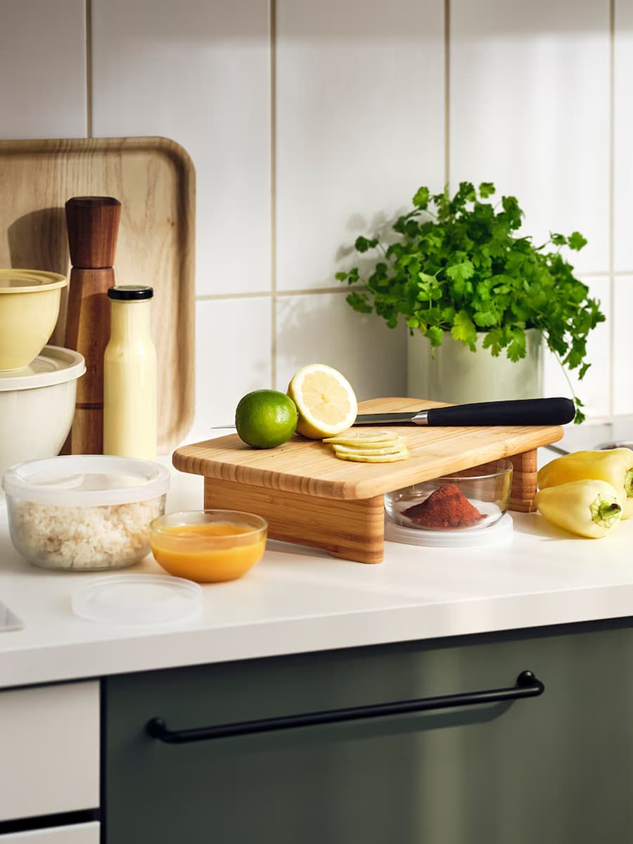 Доска разделочная IKEA STOLTHET бамбук 35x22 см
