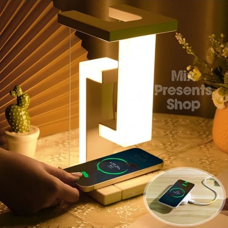 Светодиодная настольная лампа с беспроводным зарядным устройством Smart "Антигравитация"